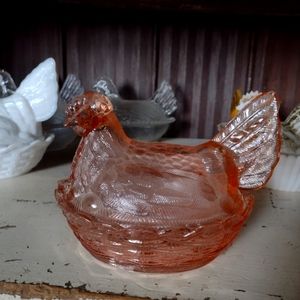 Vintage glass hen on nest.